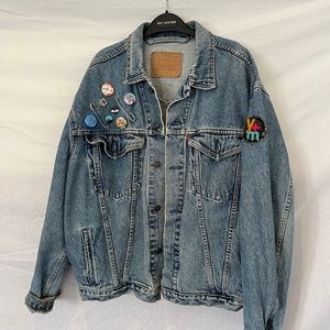 Vintage Custom FreeCity/Levi's Jean Jacket with Buttons Pins and Patch - 80% OFF